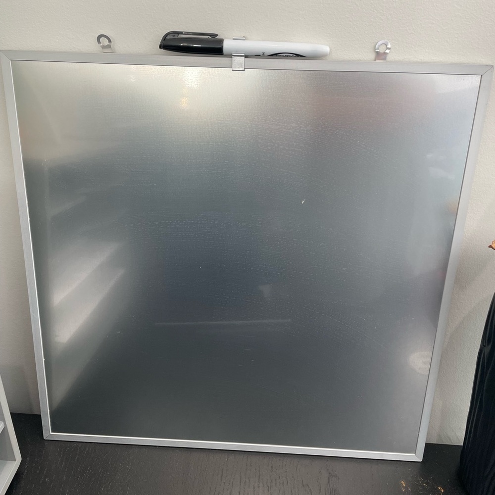 Whiteboard/magnetic board 16”x16”